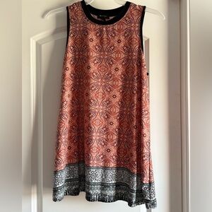 AB Studio Brown, Tan, Cream, Black, White tunic style tank. Size XL